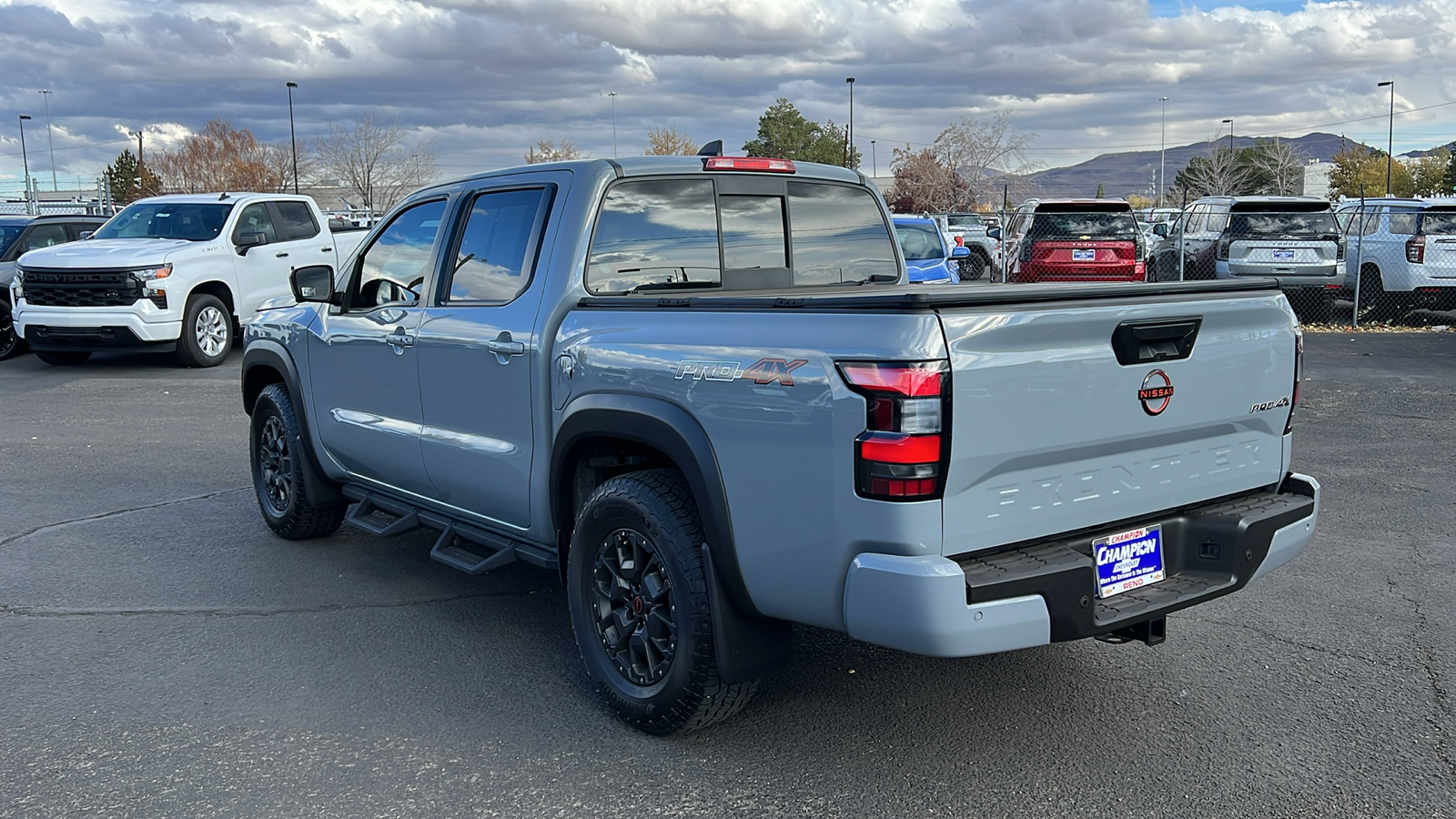 2022 Nissan Frontier PRO-4X 7