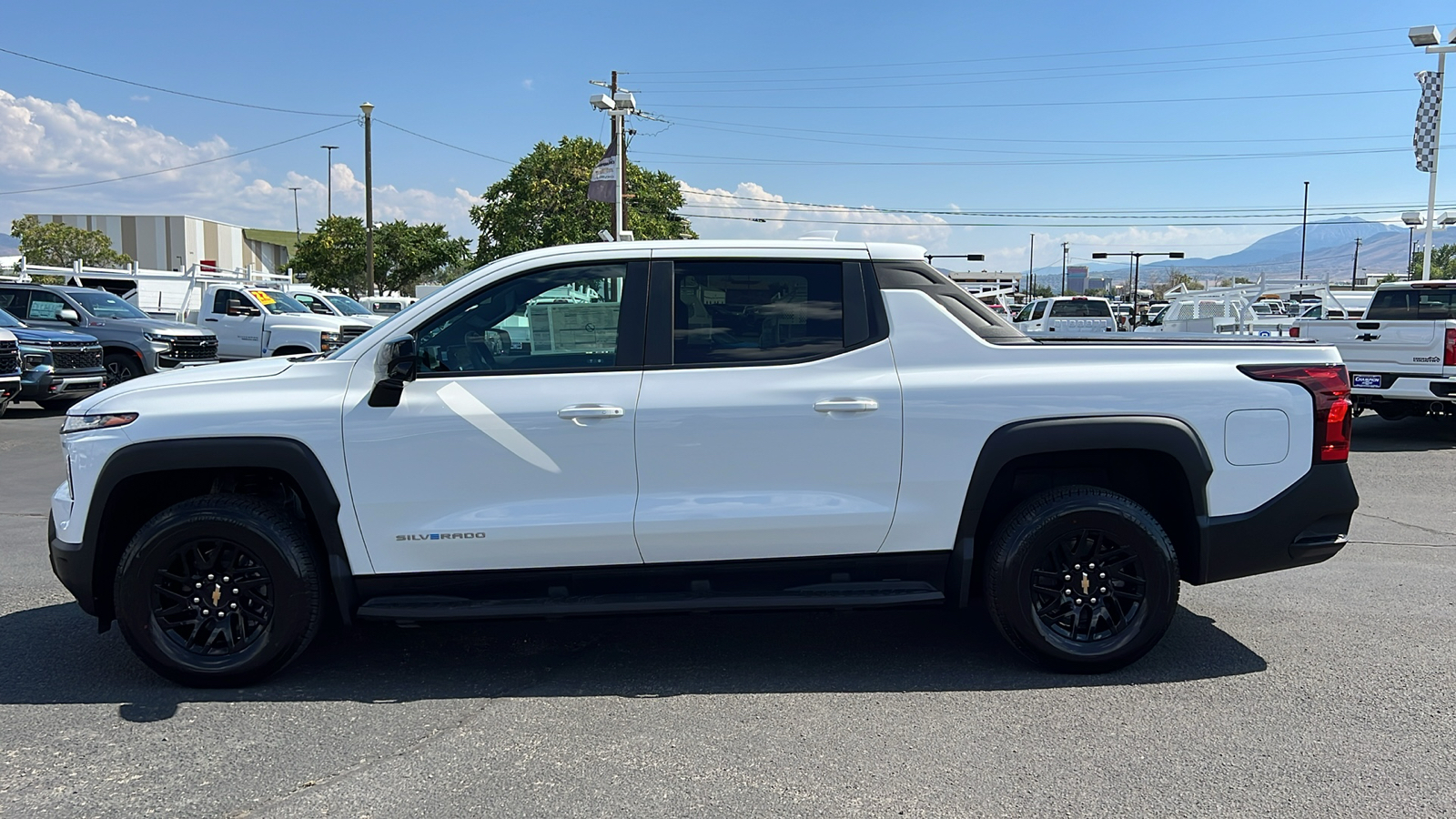 2024 Chevrolet Silverado EV Work Truck 8