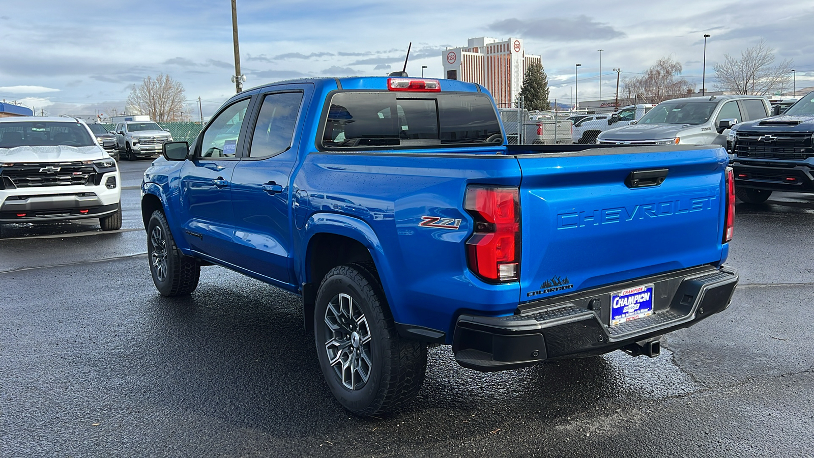 2023 Chevrolet Colorado 4WD Z71 7