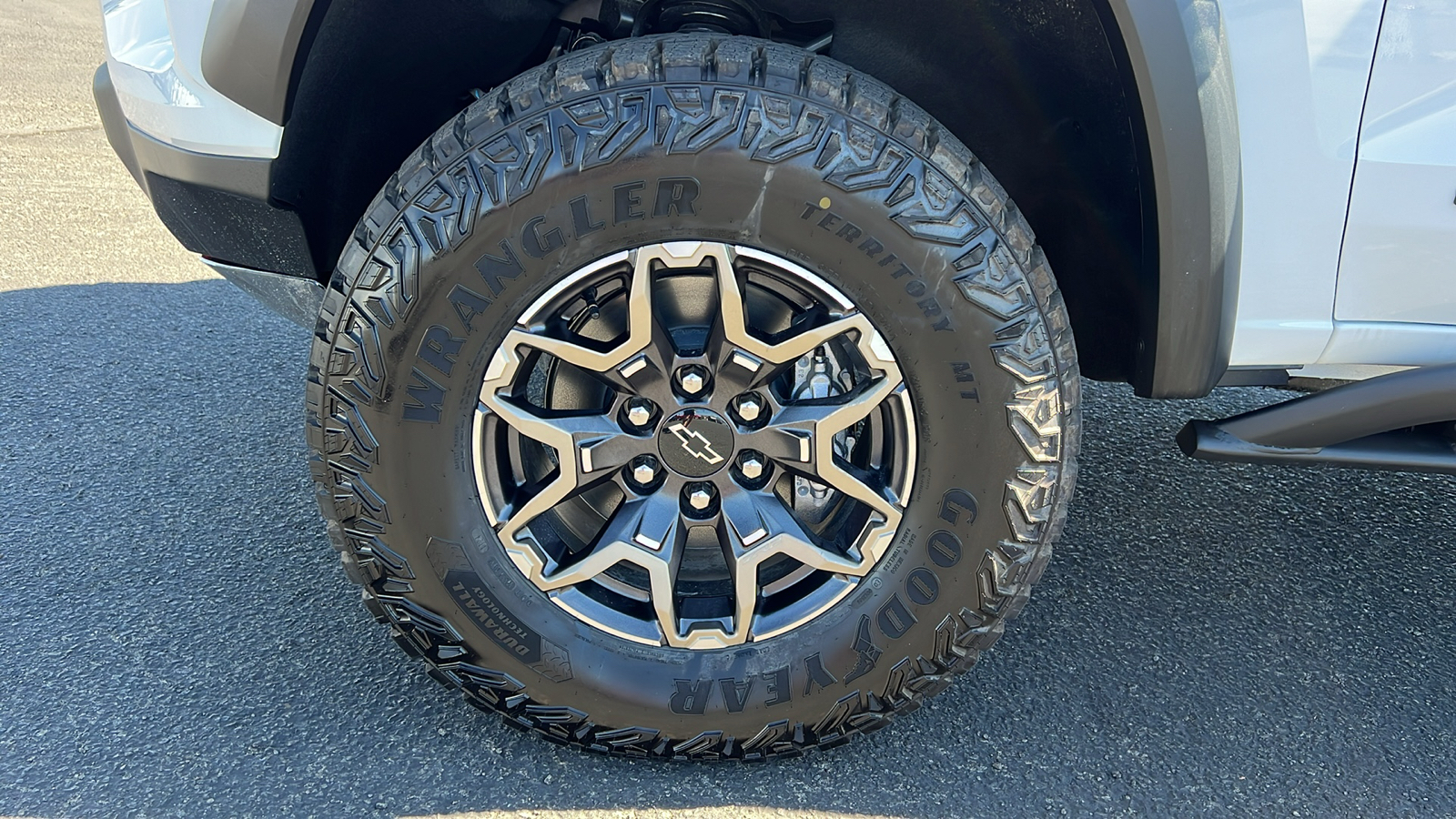 2024 Chevrolet Colorado 4WD ZR2 10