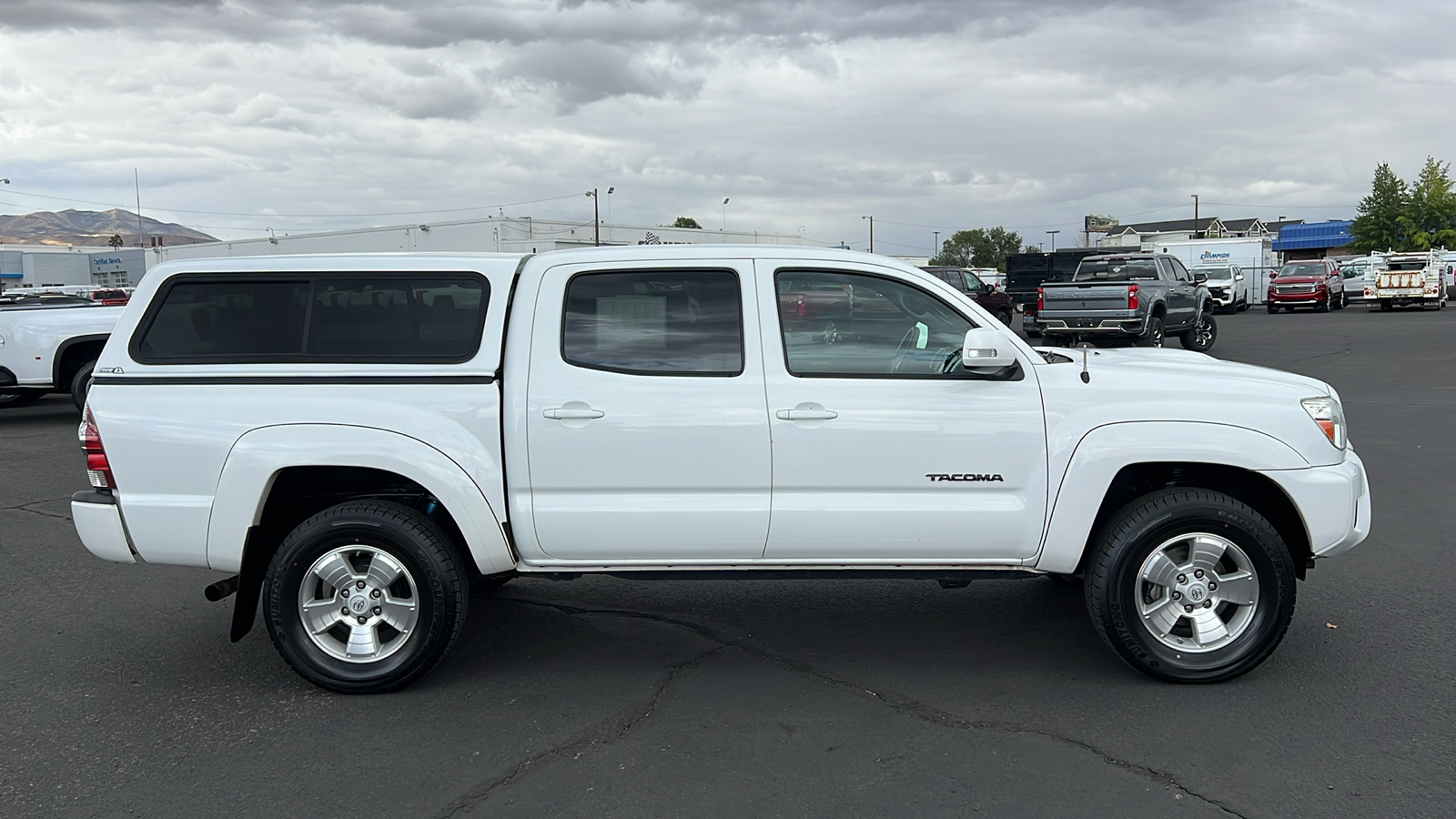 2013 Toyota Tacoma DOUBCAB 4