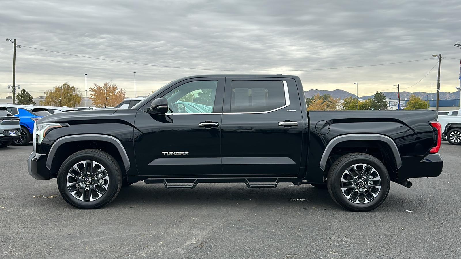 2024 Toyota Tundra 4WD Limited 8