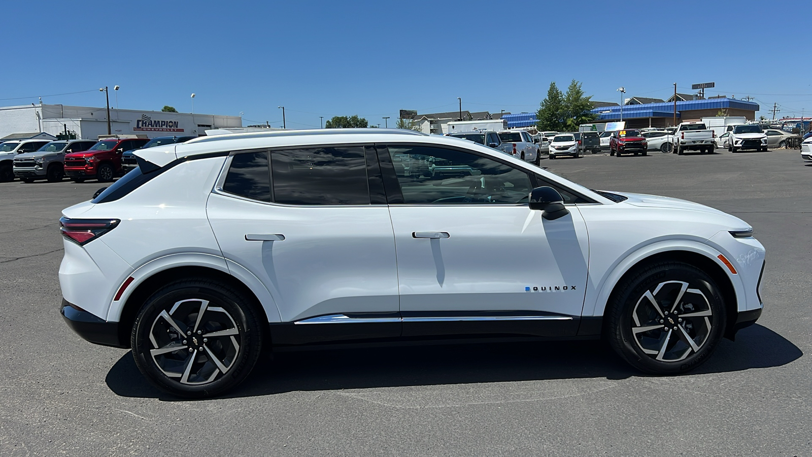 2024 Chevrolet Equinox EV LT 4