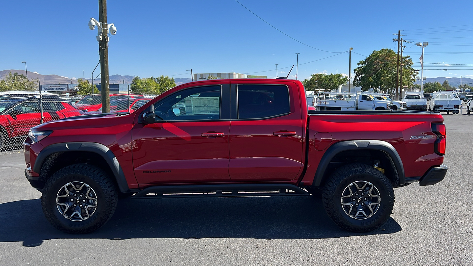 2024 Chevrolet Colorado 4WD ZR2 8