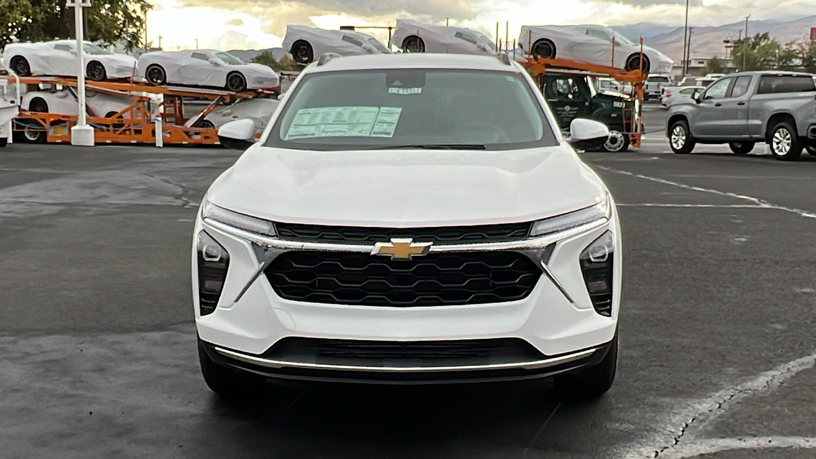 2024 Chevrolet Trax LT 2