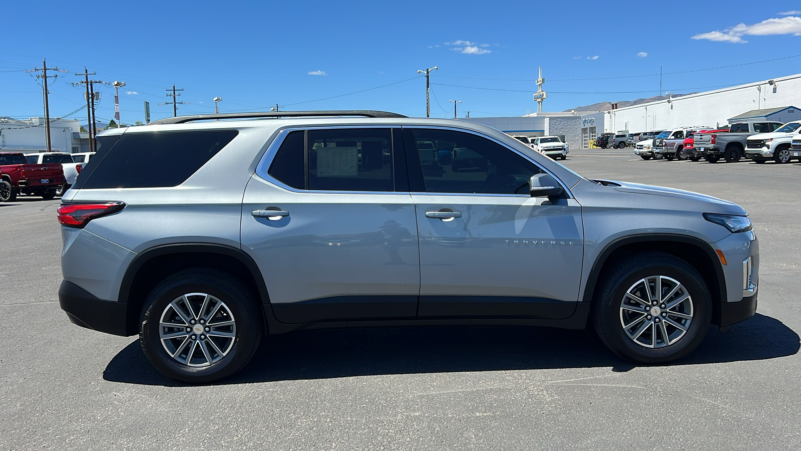 2024 Chevrolet Traverse Limited LT Cloth 4