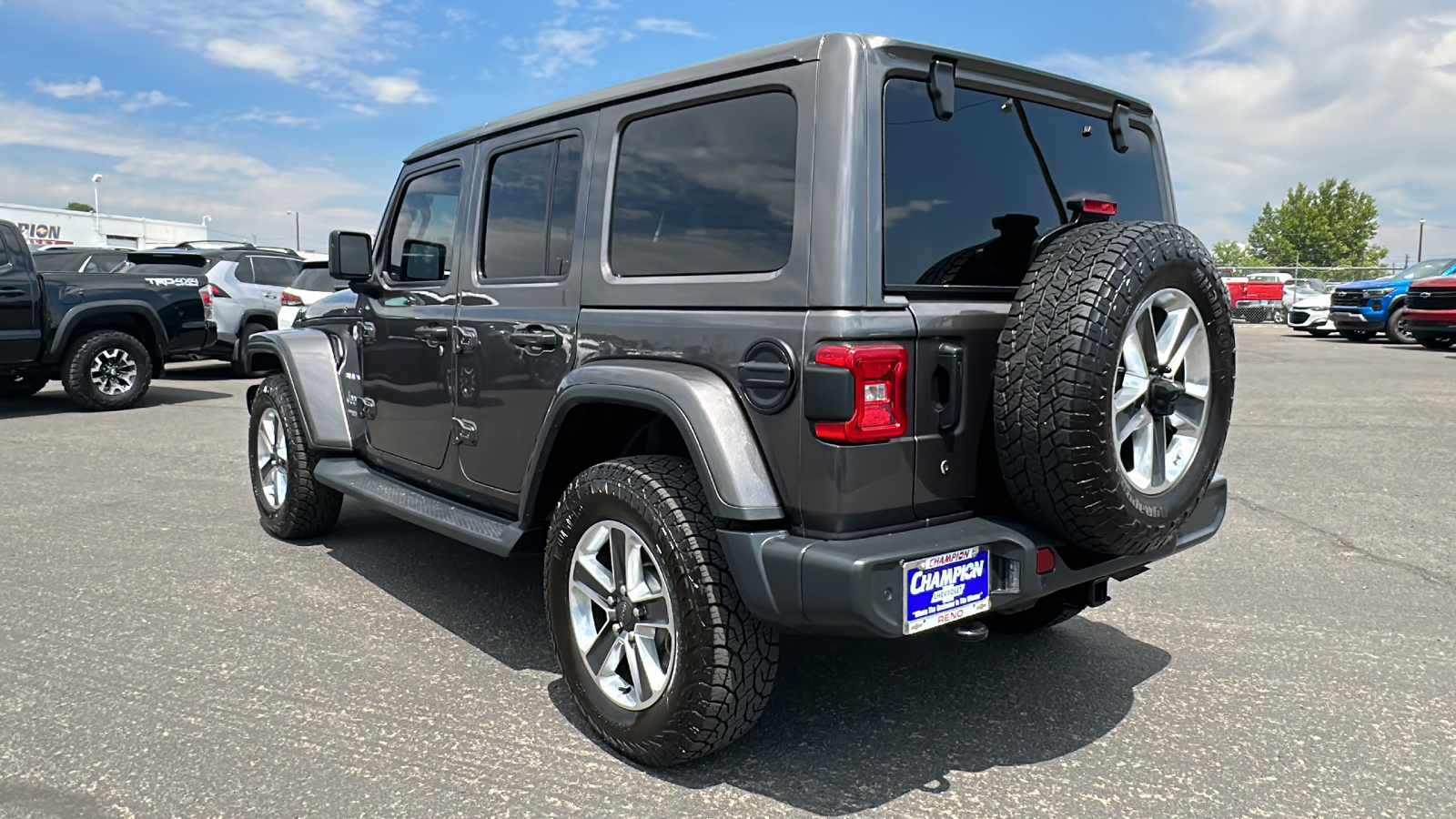 2018 Jeep Wrangler Unlimited Sahara 7