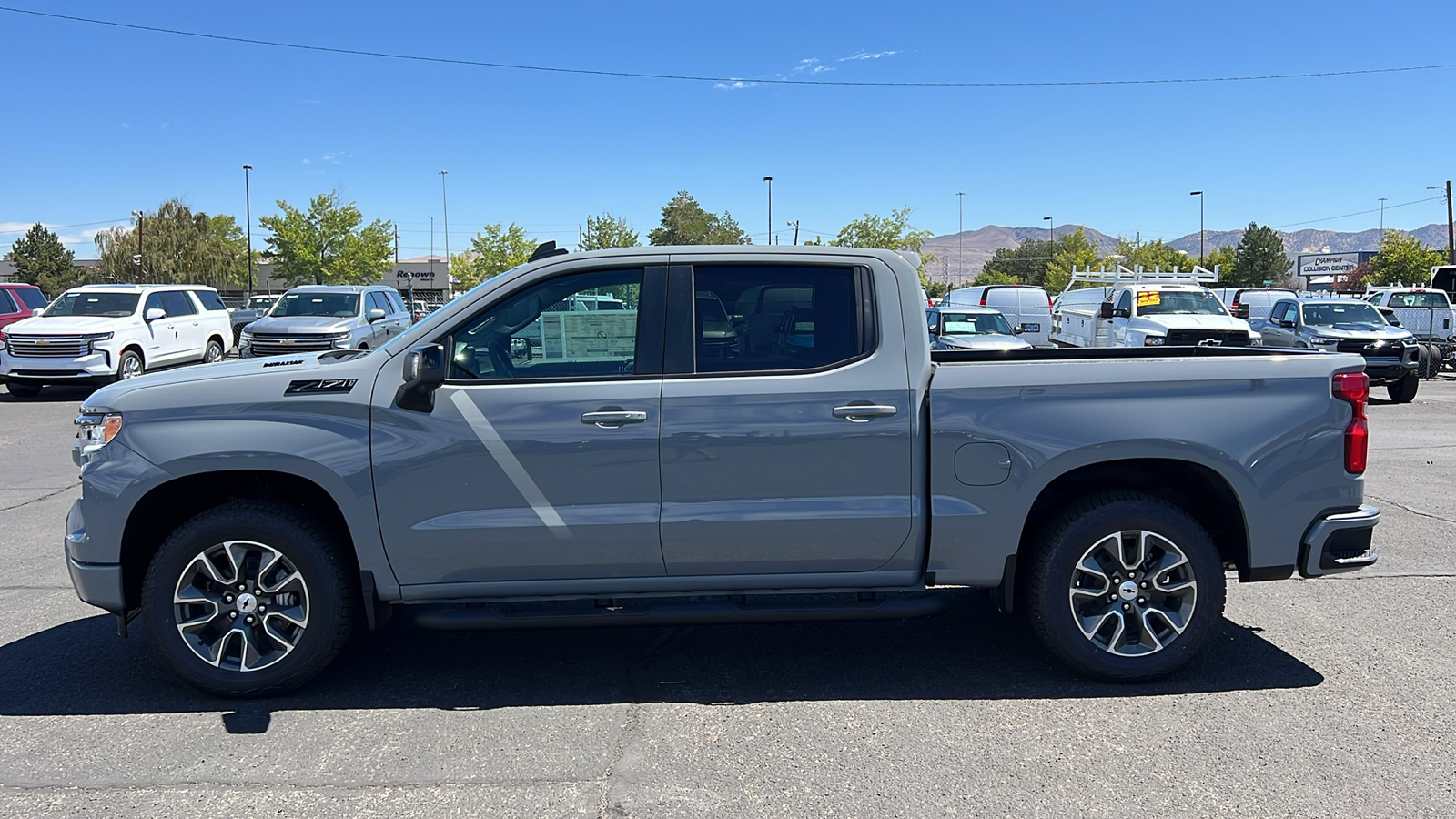 2024 Chevrolet Silverado 1500 RST 8