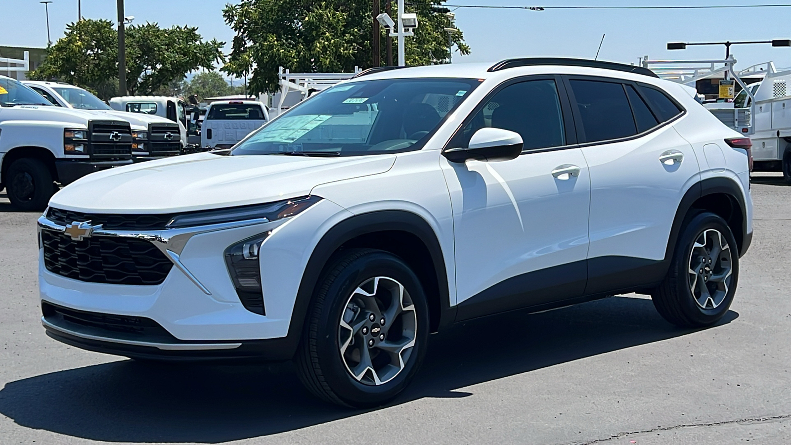 2024 Chevrolet Trax LT 1