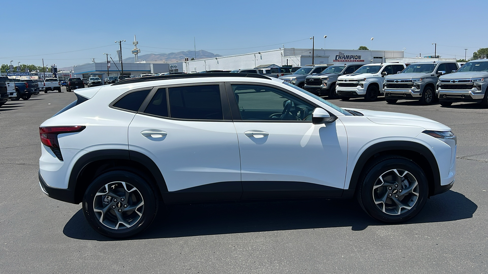 2024 Chevrolet Trax LT 4