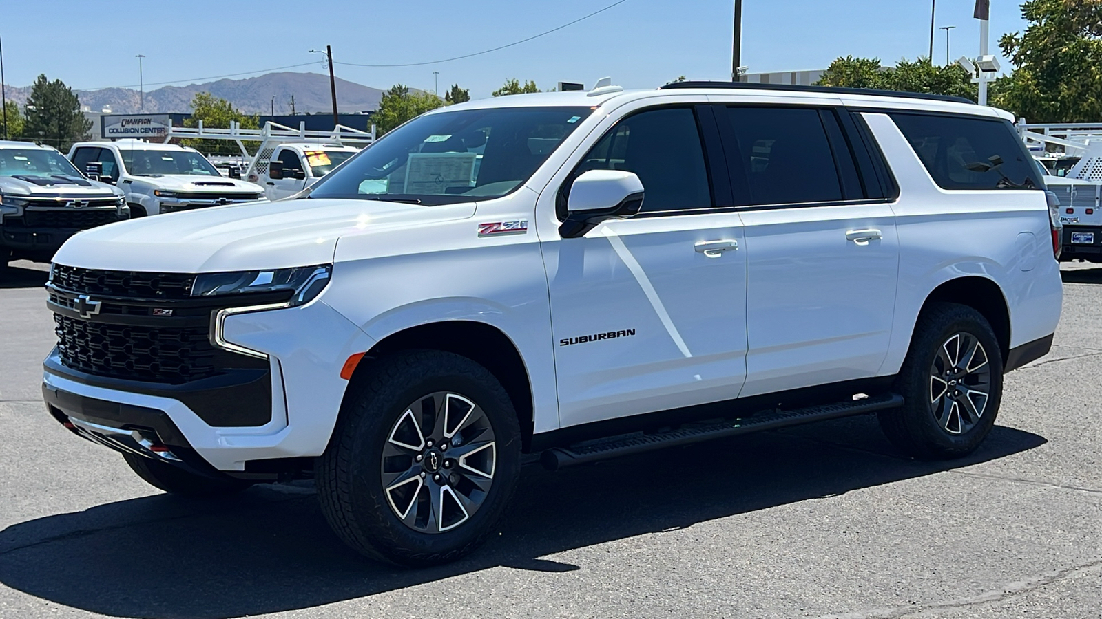 2024 Chevrolet Suburban Z71 1