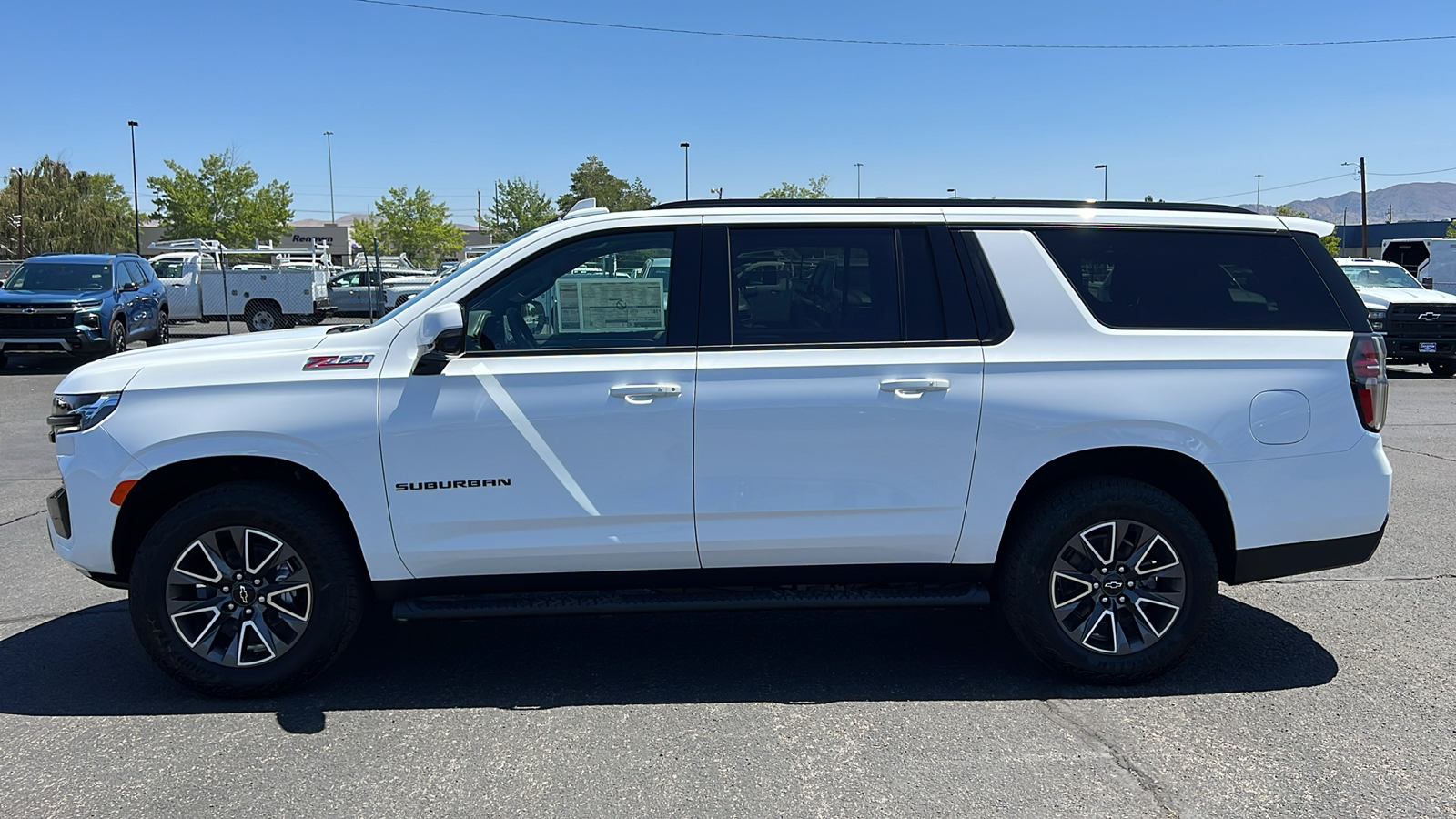 2024 Chevrolet Suburban Z71 8