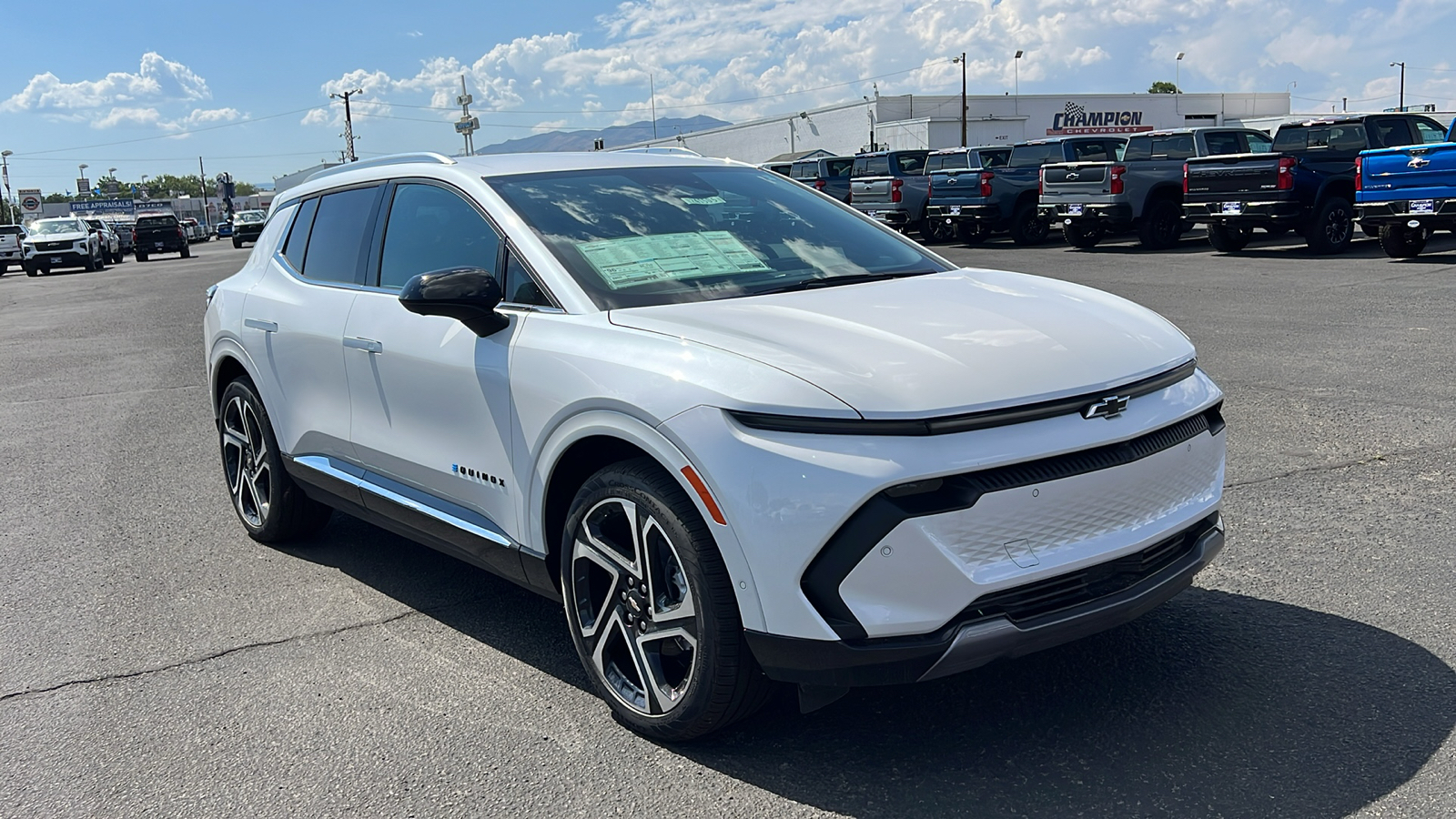 2024 Chevrolet Equinox EV LT 3