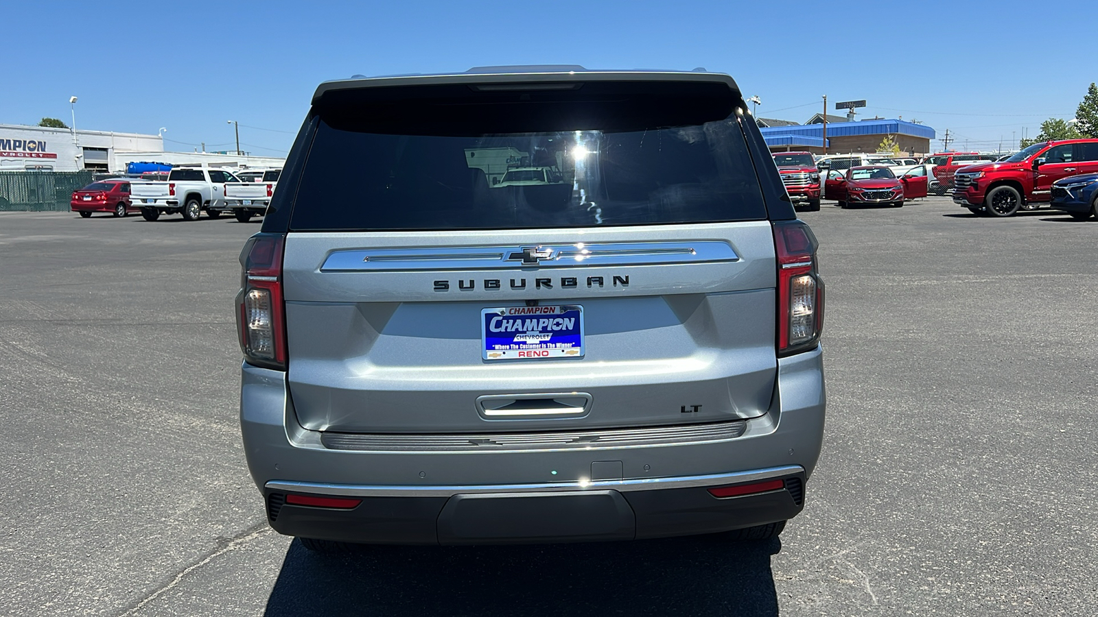 2024 Chevrolet Suburban LT 6