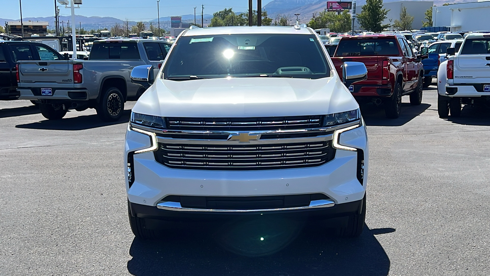 2024 Chevrolet Suburban Premier 2