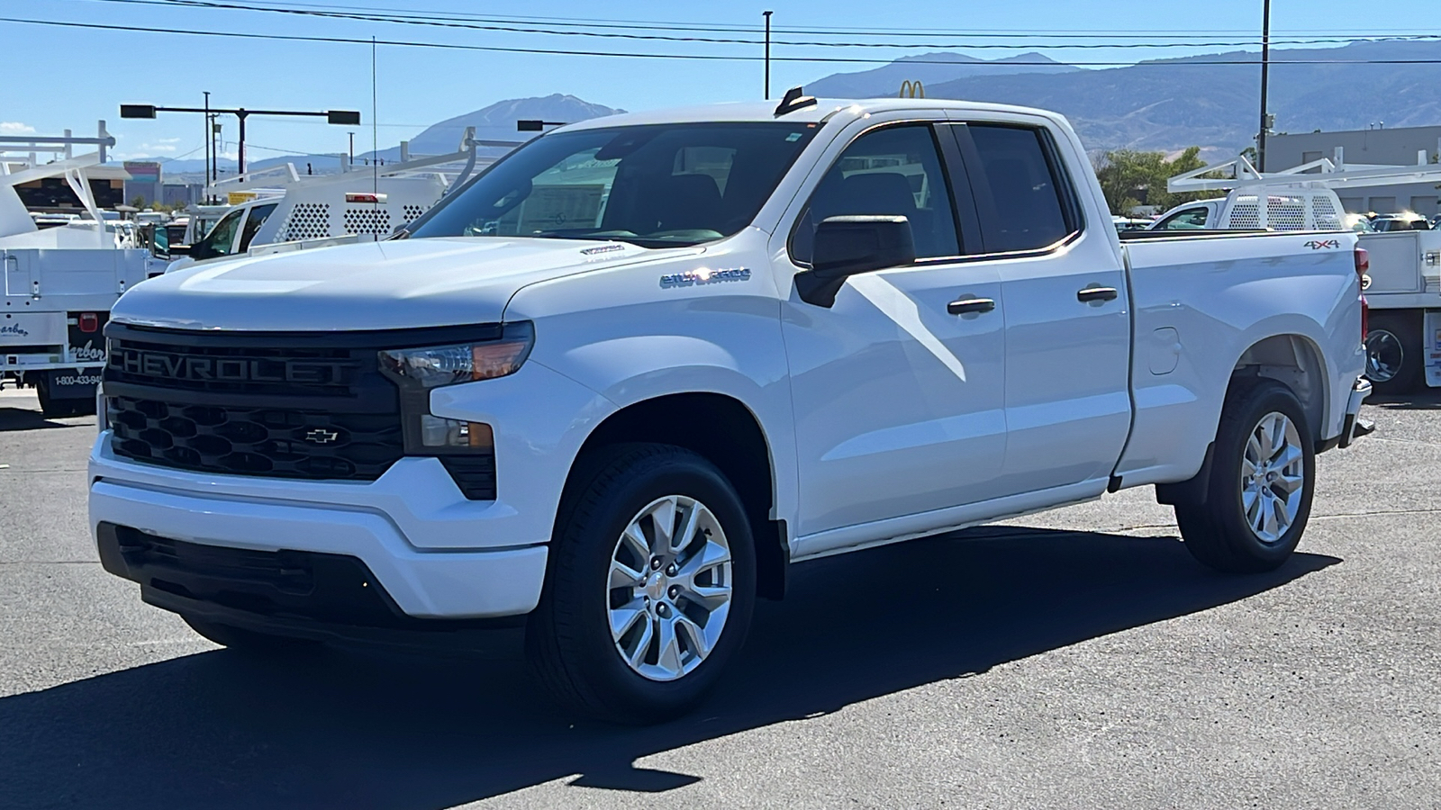 2024 Chevrolet Silverado 1500 Custom 1