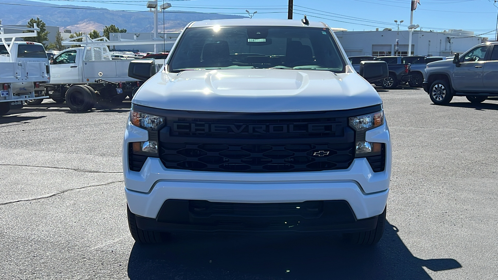 2024 Chevrolet Silverado 1500 Custom 2