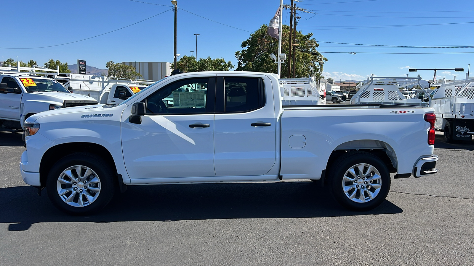 2024 Chevrolet Silverado 1500 Custom 8