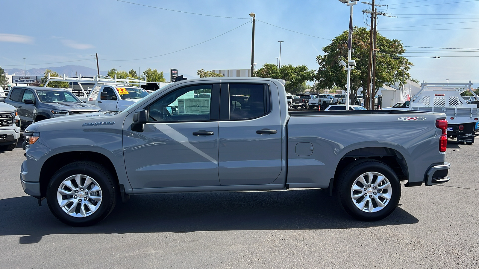 2024 Chevrolet Silverado 1500 Custom 8