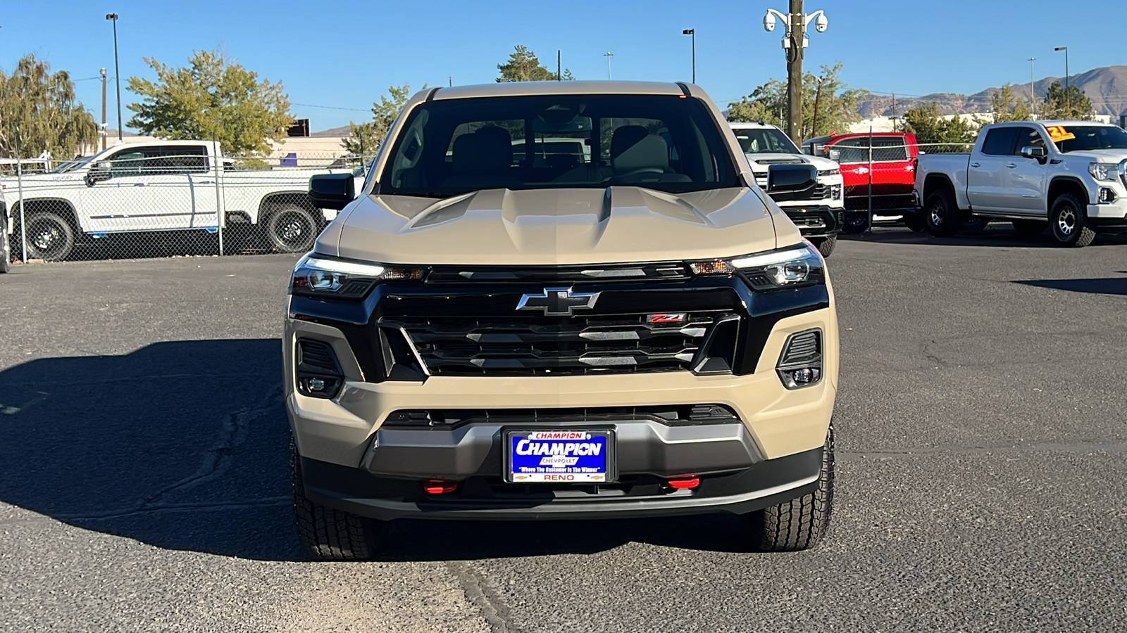 2024 Chevrolet Colorado  2