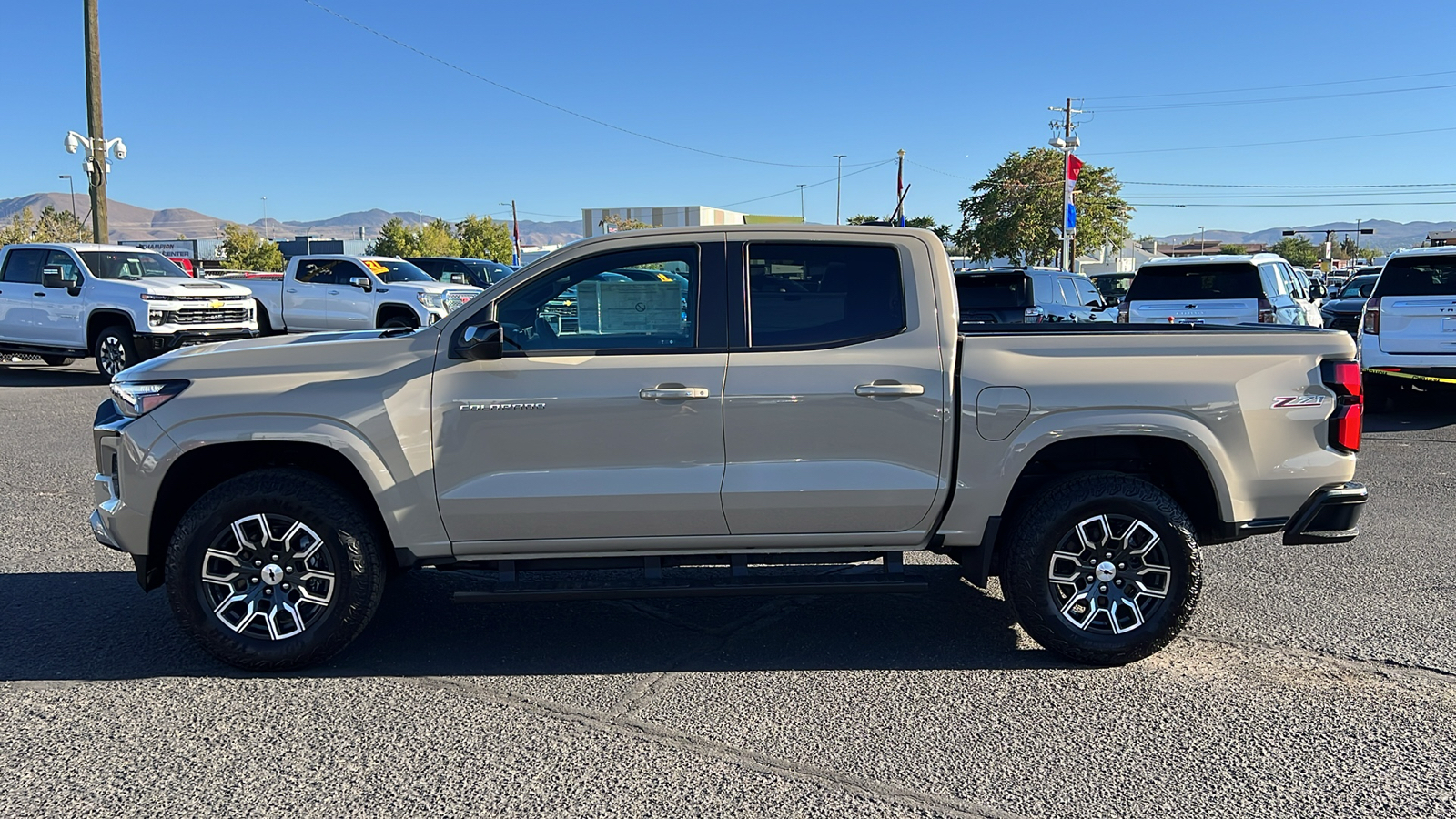 2024 Chevrolet Colorado  8