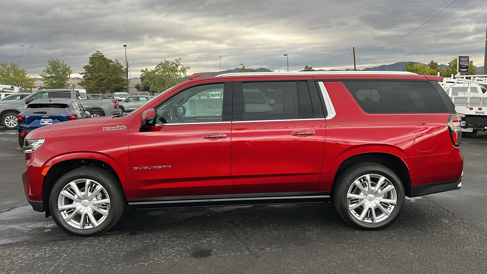 2024 Chevrolet Suburban High Country 8