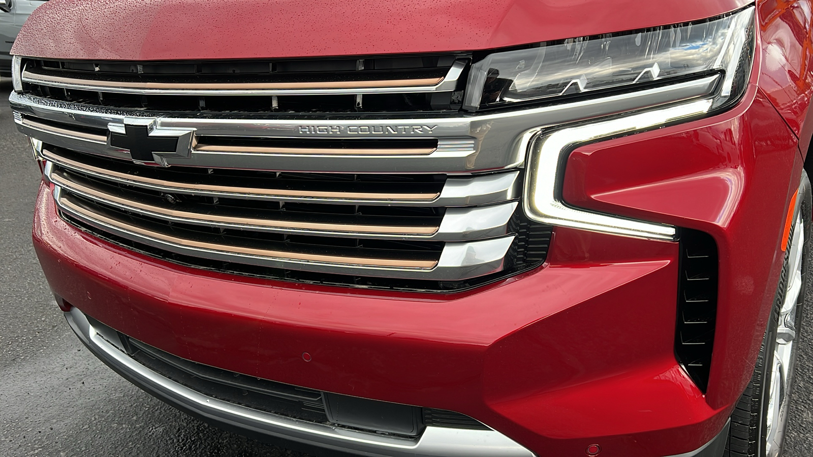 2024 Chevrolet Suburban High Country 9