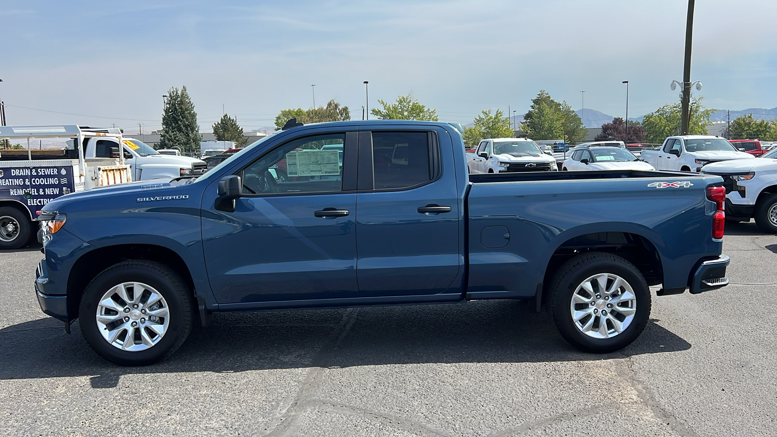 2024 Chevrolet Silverado 1500 Custom 8