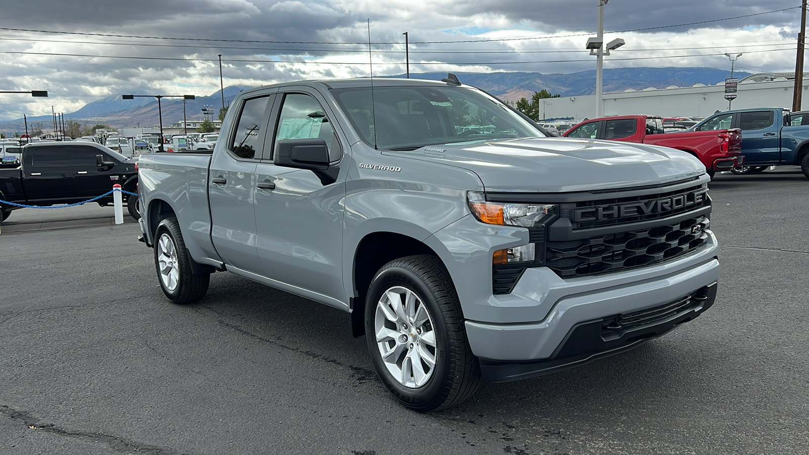 2024 Chevrolet Silverado 1500 Custom 3