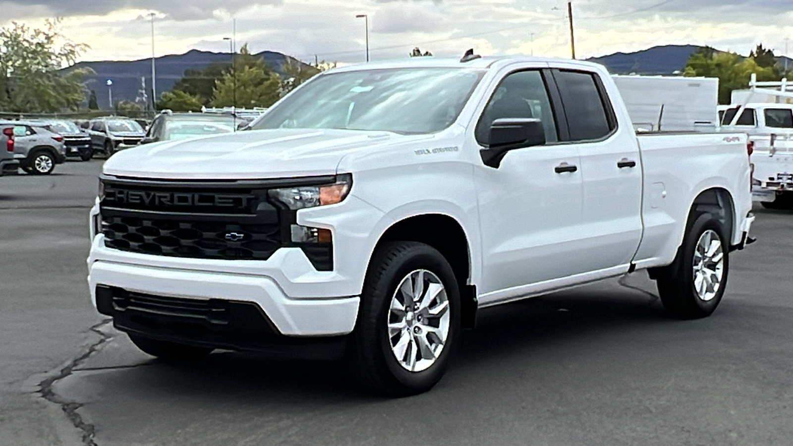 2024 Chevrolet Silverado 1500 Custom 1