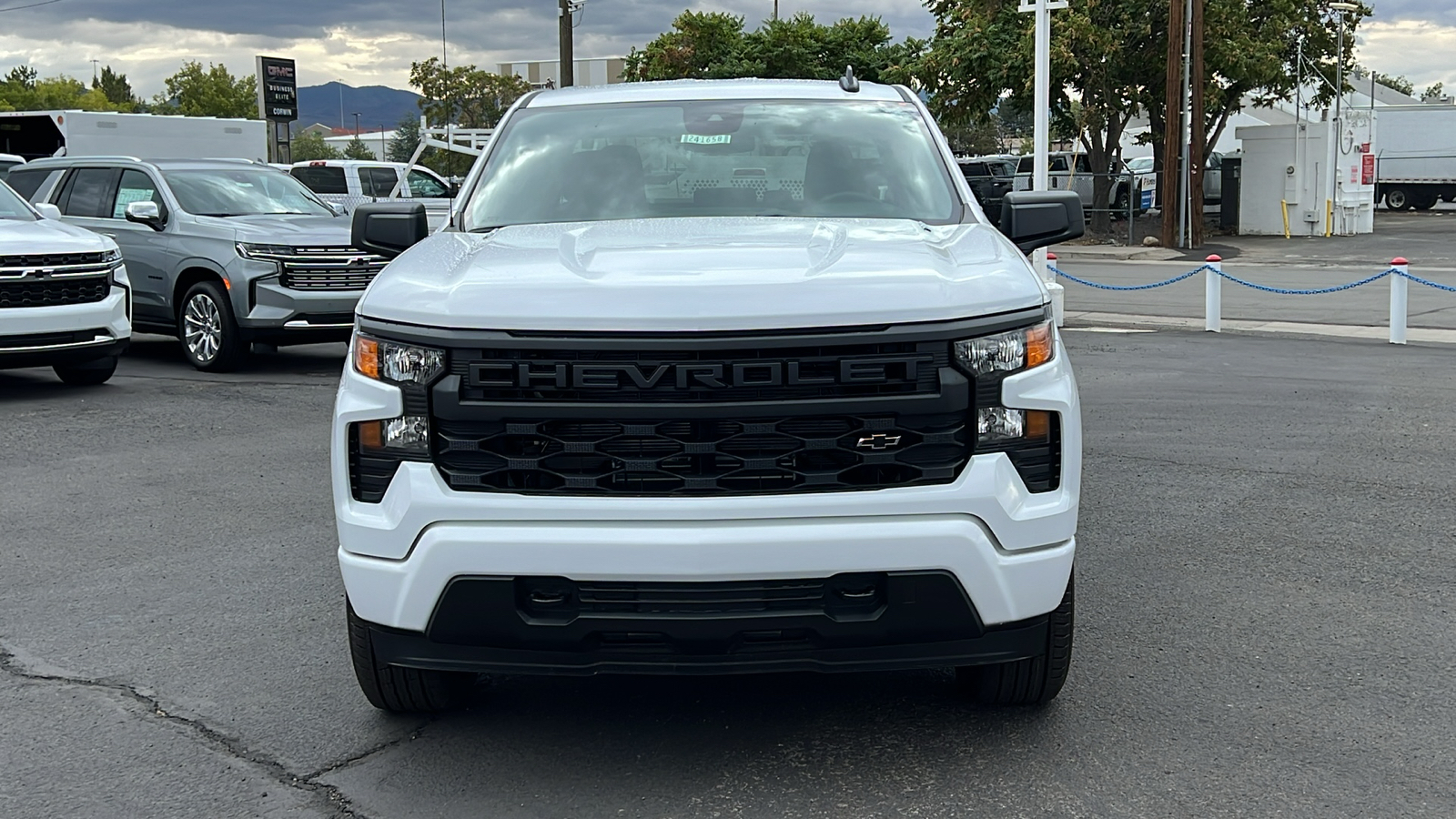 2024 Chevrolet Silverado 1500 Custom 2