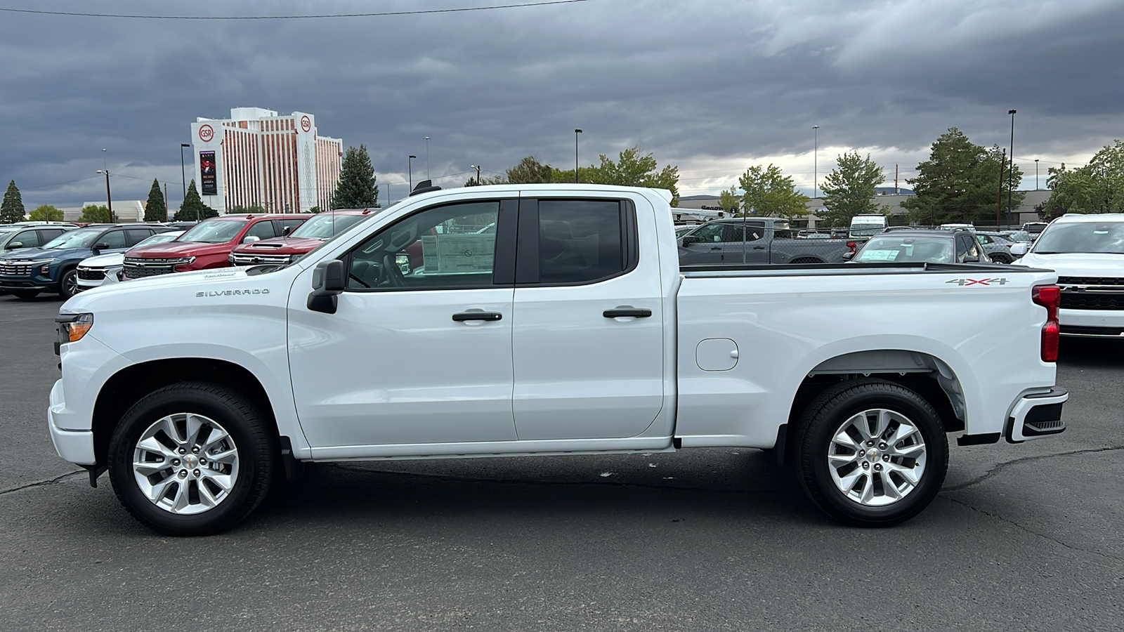 2024 Chevrolet Silverado 1500 Custom 8