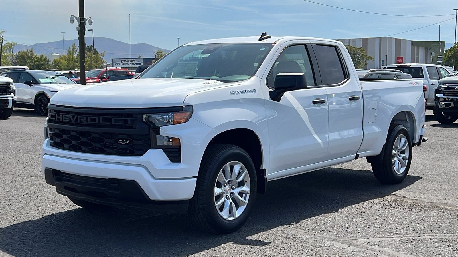 2024 Chevrolet Silverado 1500 Custom 1