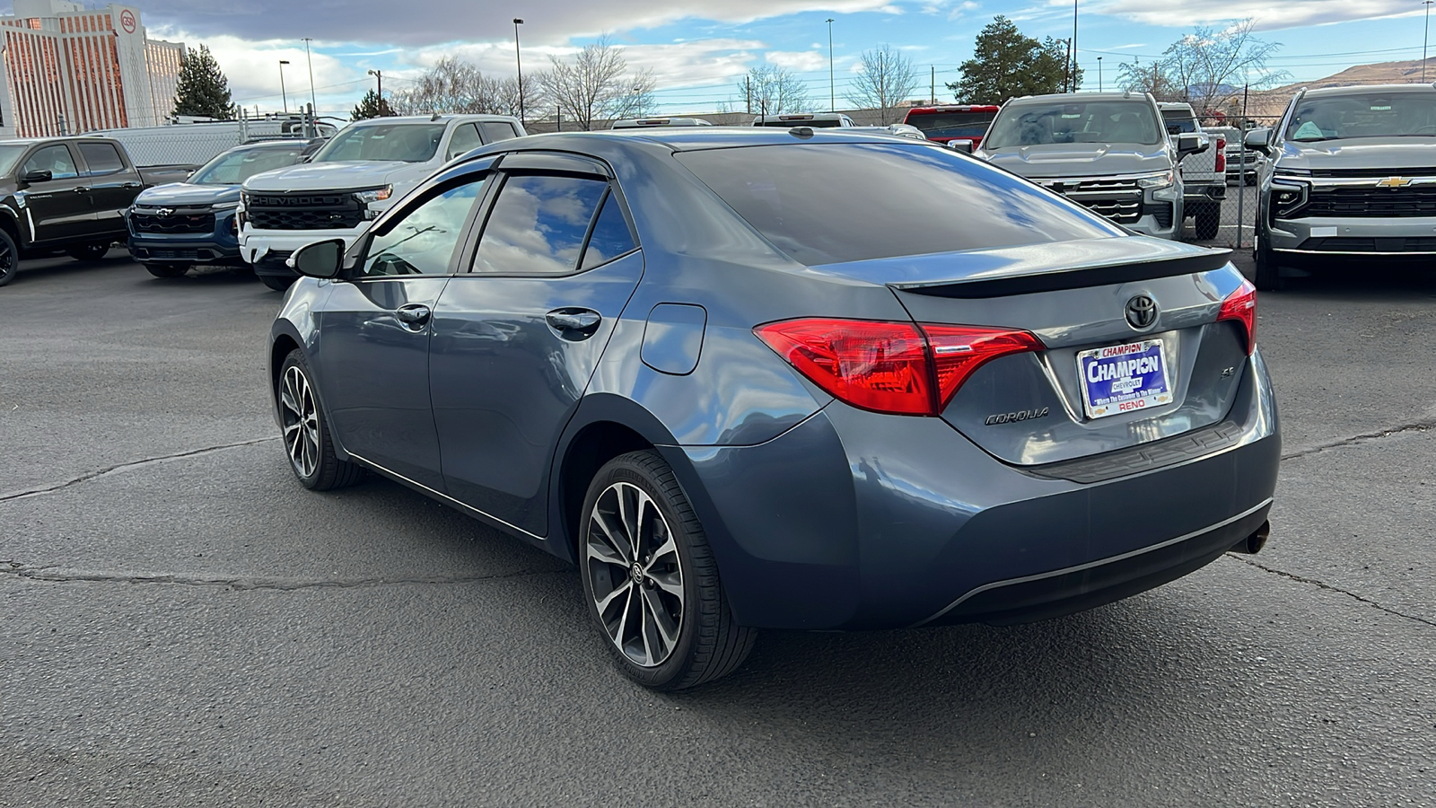 2017 Toyota Corolla  7