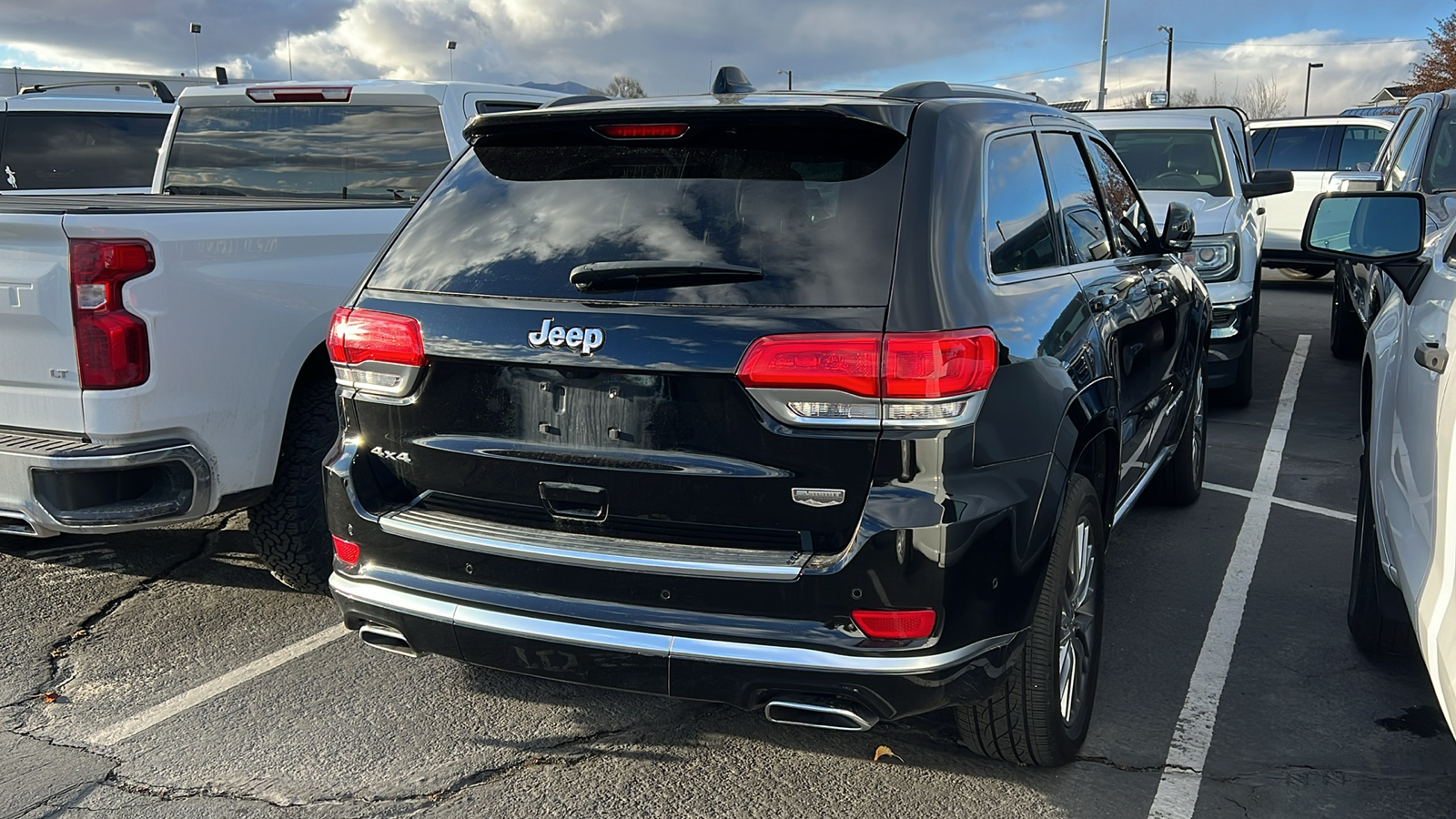 2017 Jeep Grand Cherokee Summit 2