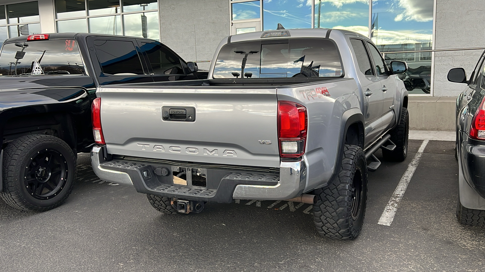 2019 Toyota Tacoma  3