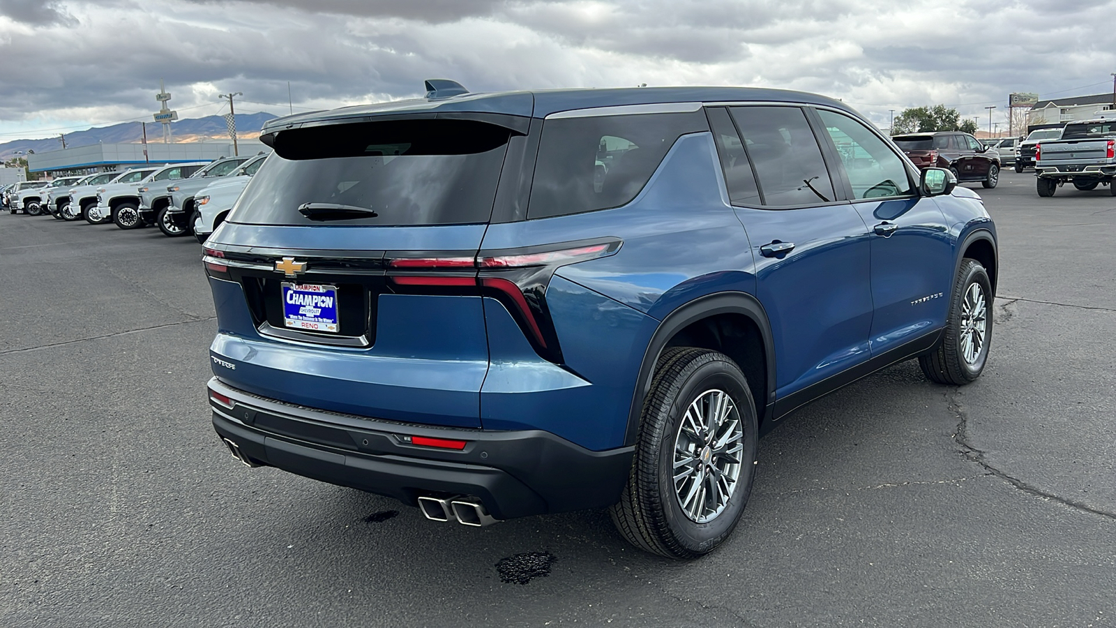 2024 Chevrolet Traverse FWD LS 5