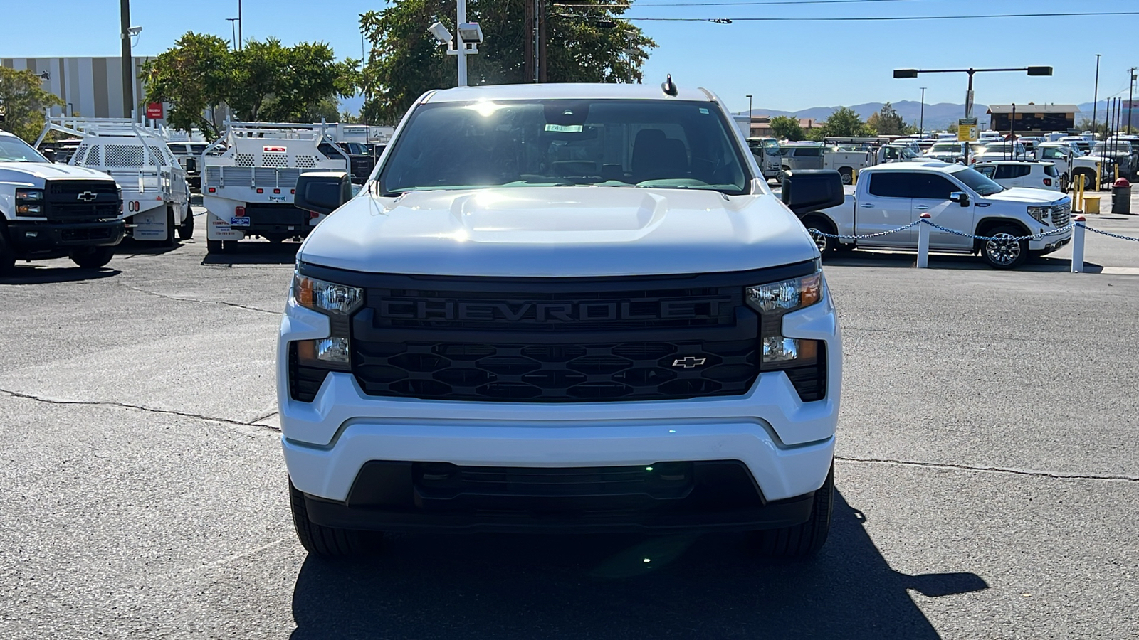 2024 Chevrolet Silverado 1500 Custom 2