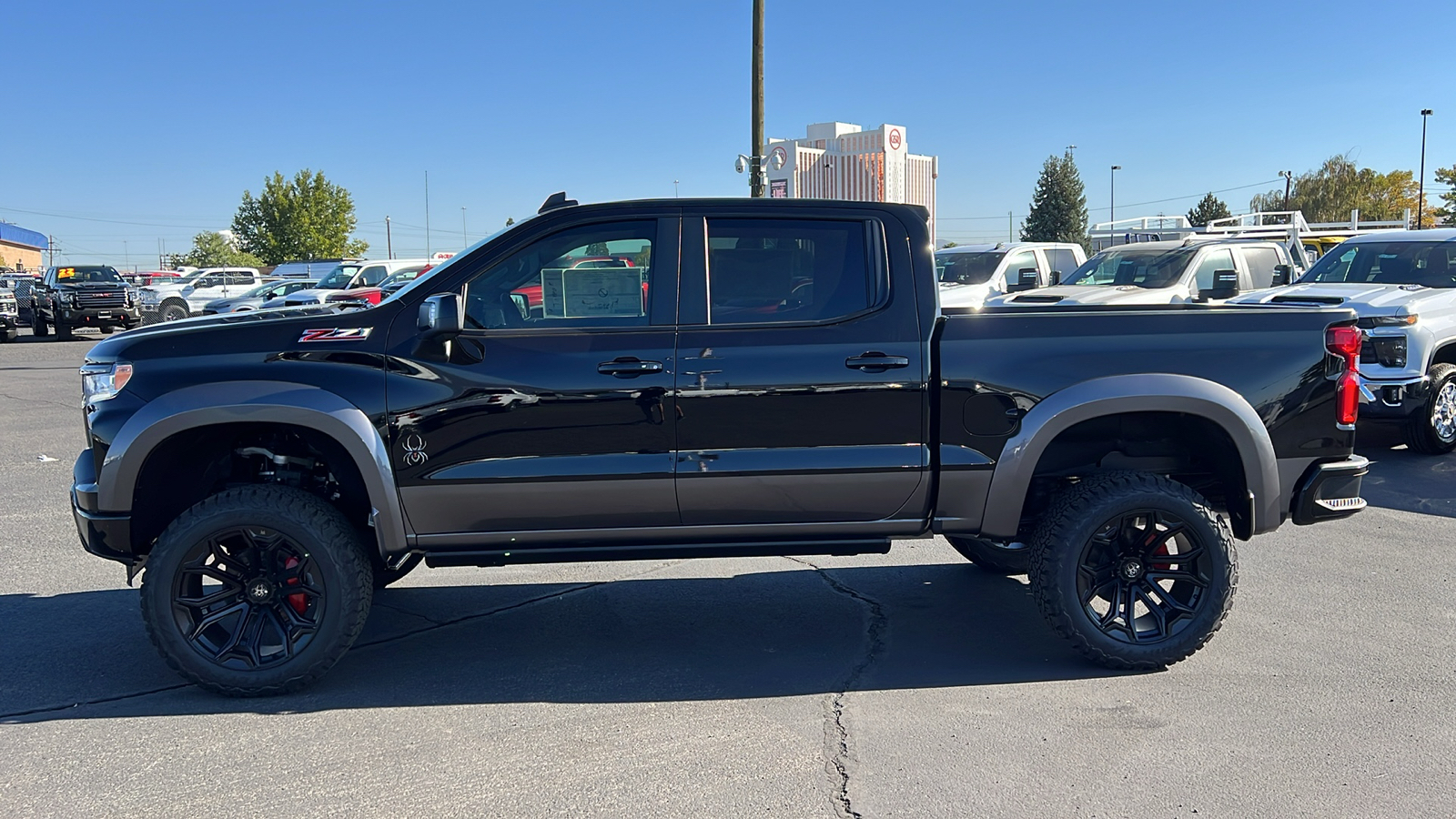 2024 Chevrolet Silverado 1500 RST 8