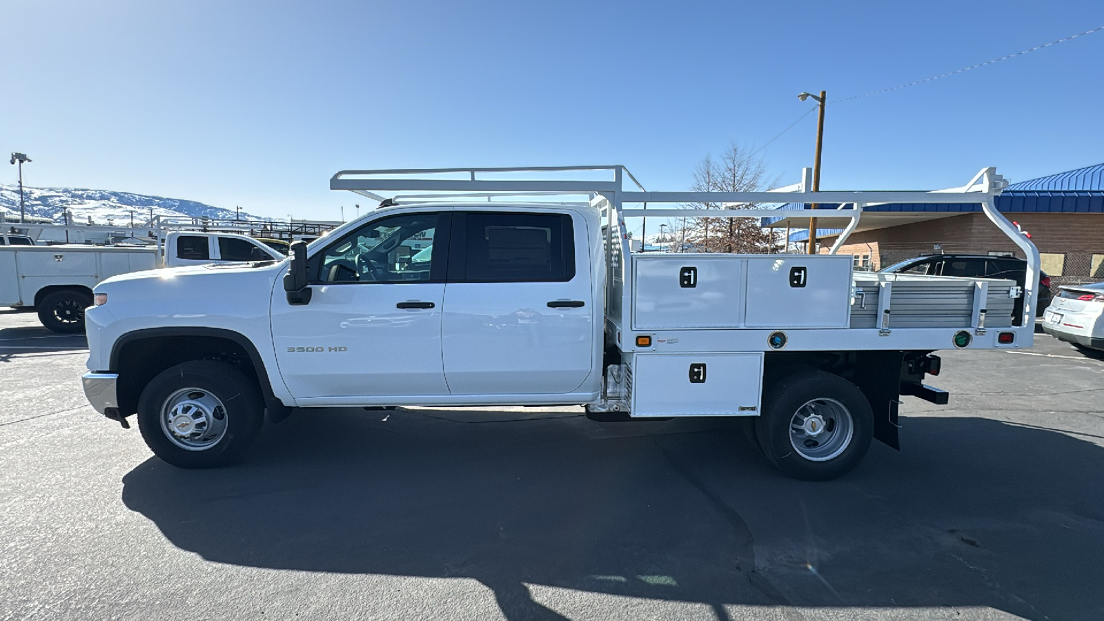 2024 Chevrolet Silverado 3500HD CC Work Truck 7