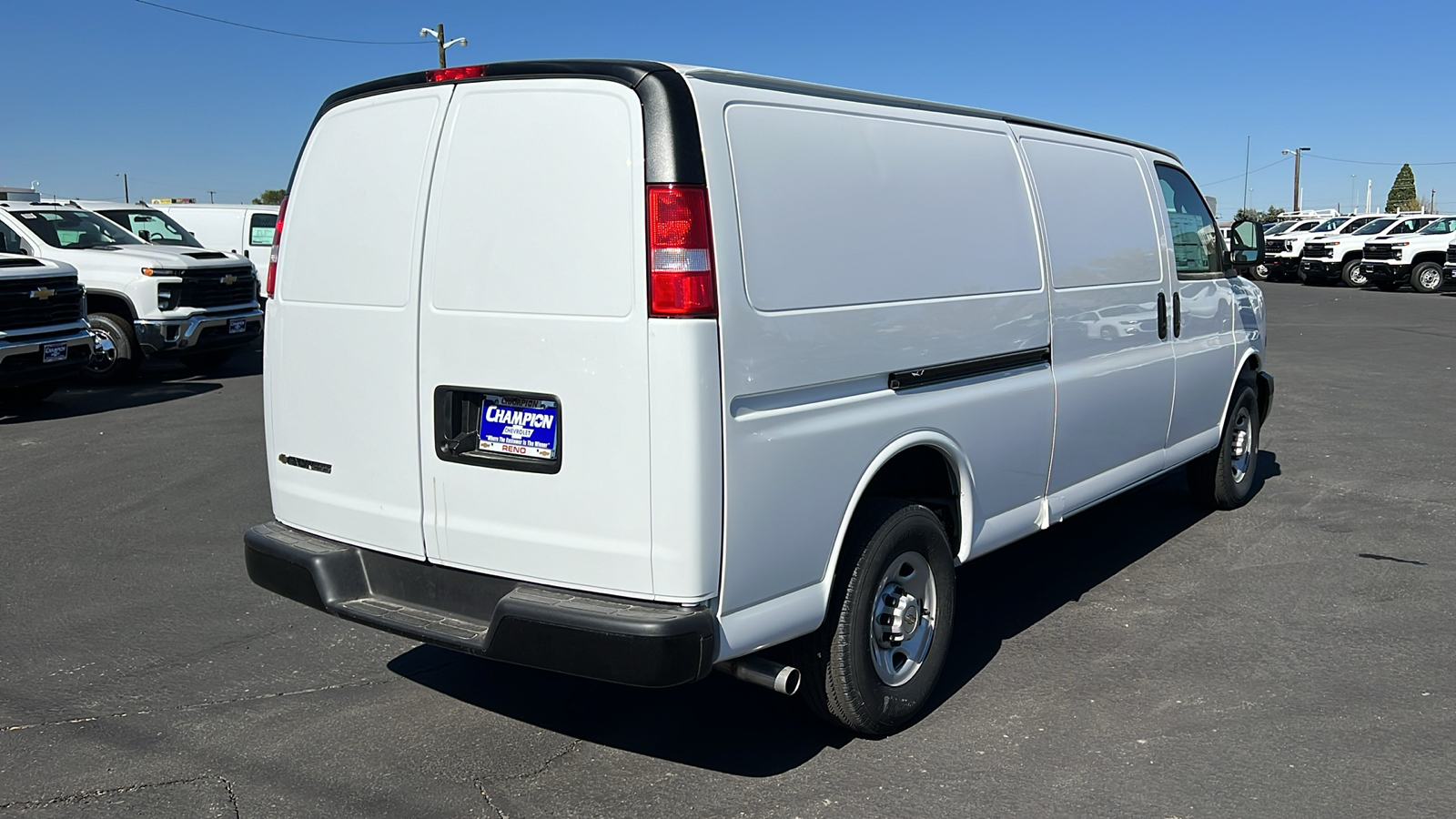 2024 Chevrolet Express Cargo Van  5