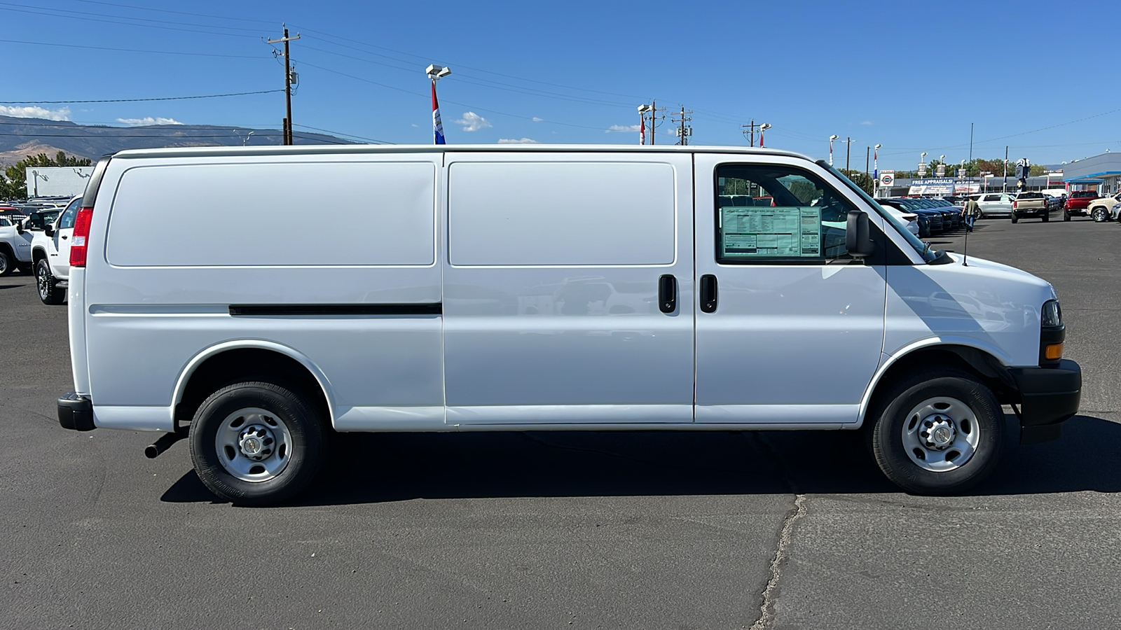 2024 Chevrolet Express Cargo Van  4