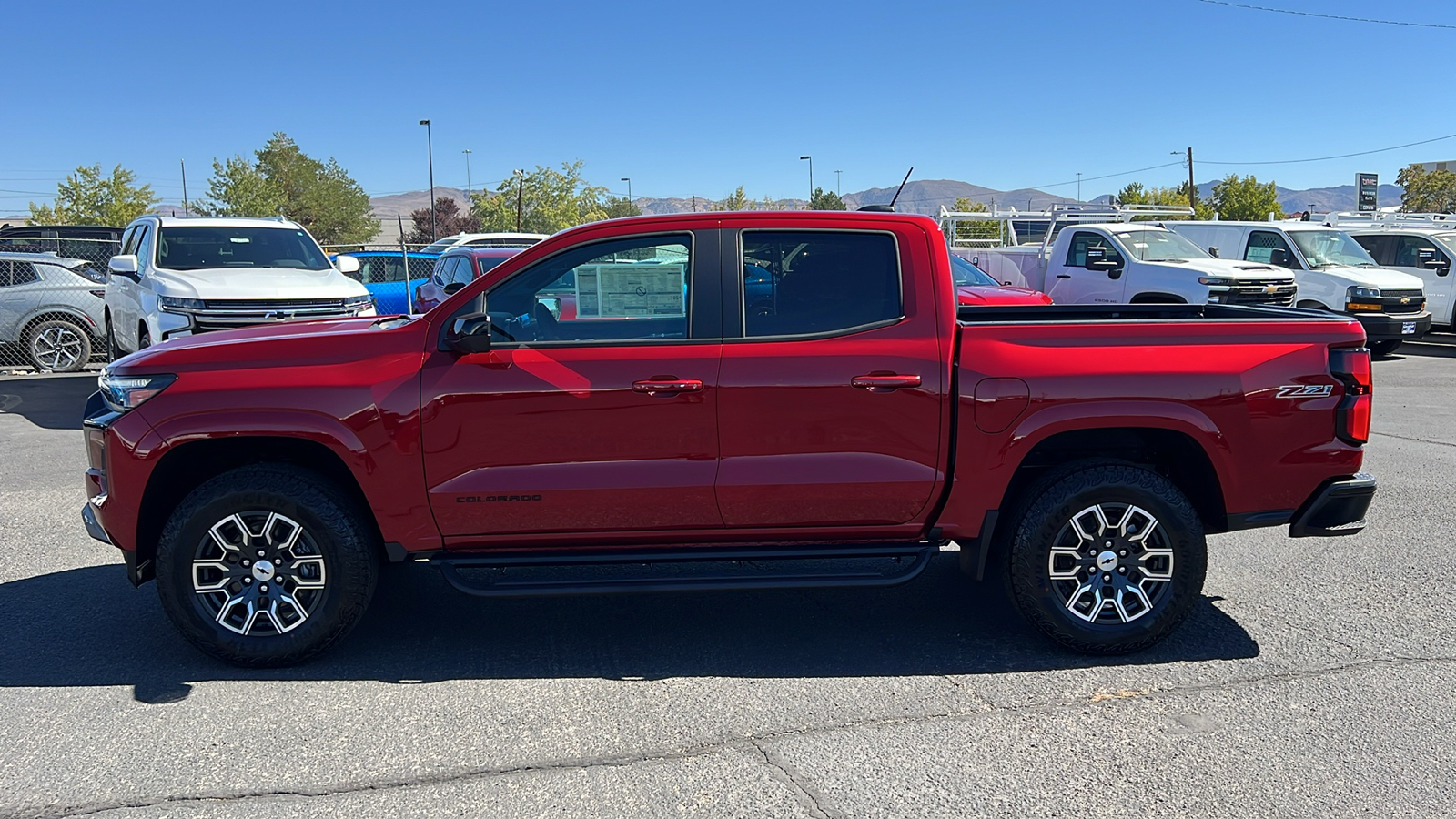 2024 Chevrolet Colorado 4WD Z71 8