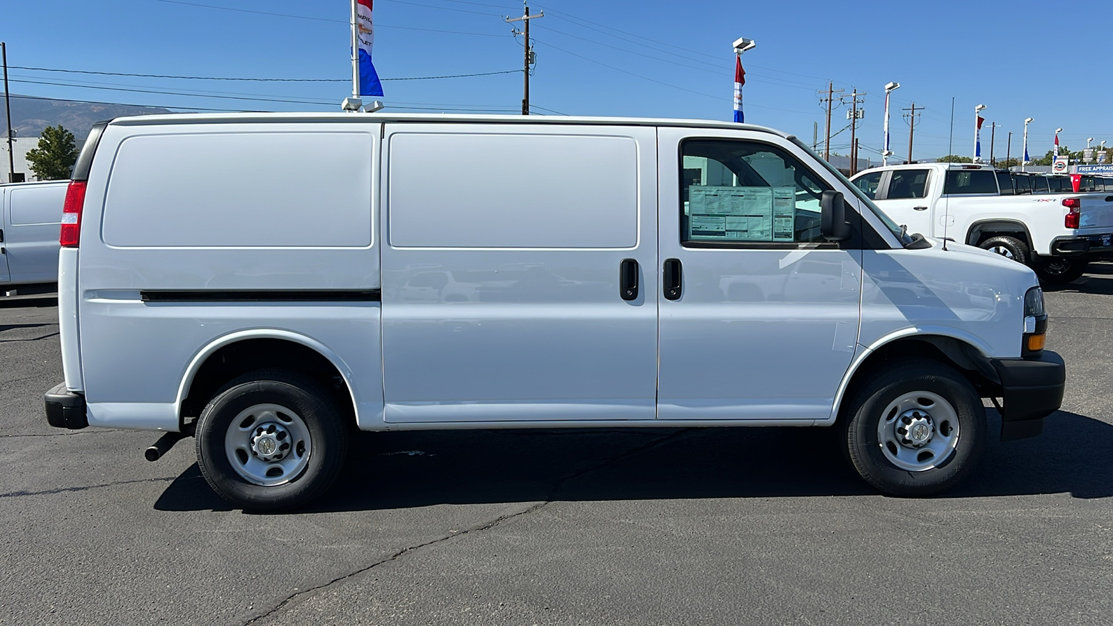 2024 Chevrolet Express Cargo Van  4