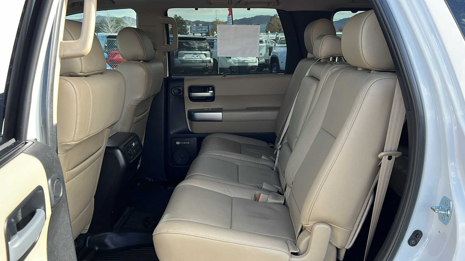 2018 Toyota Sequoia Limited 15