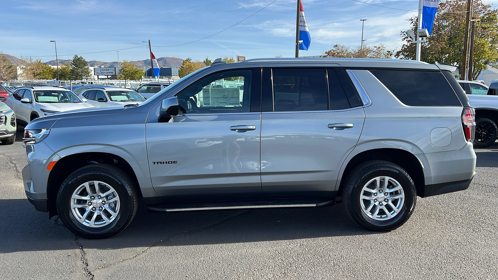 2024 Chevrolet Tahoe LS 8