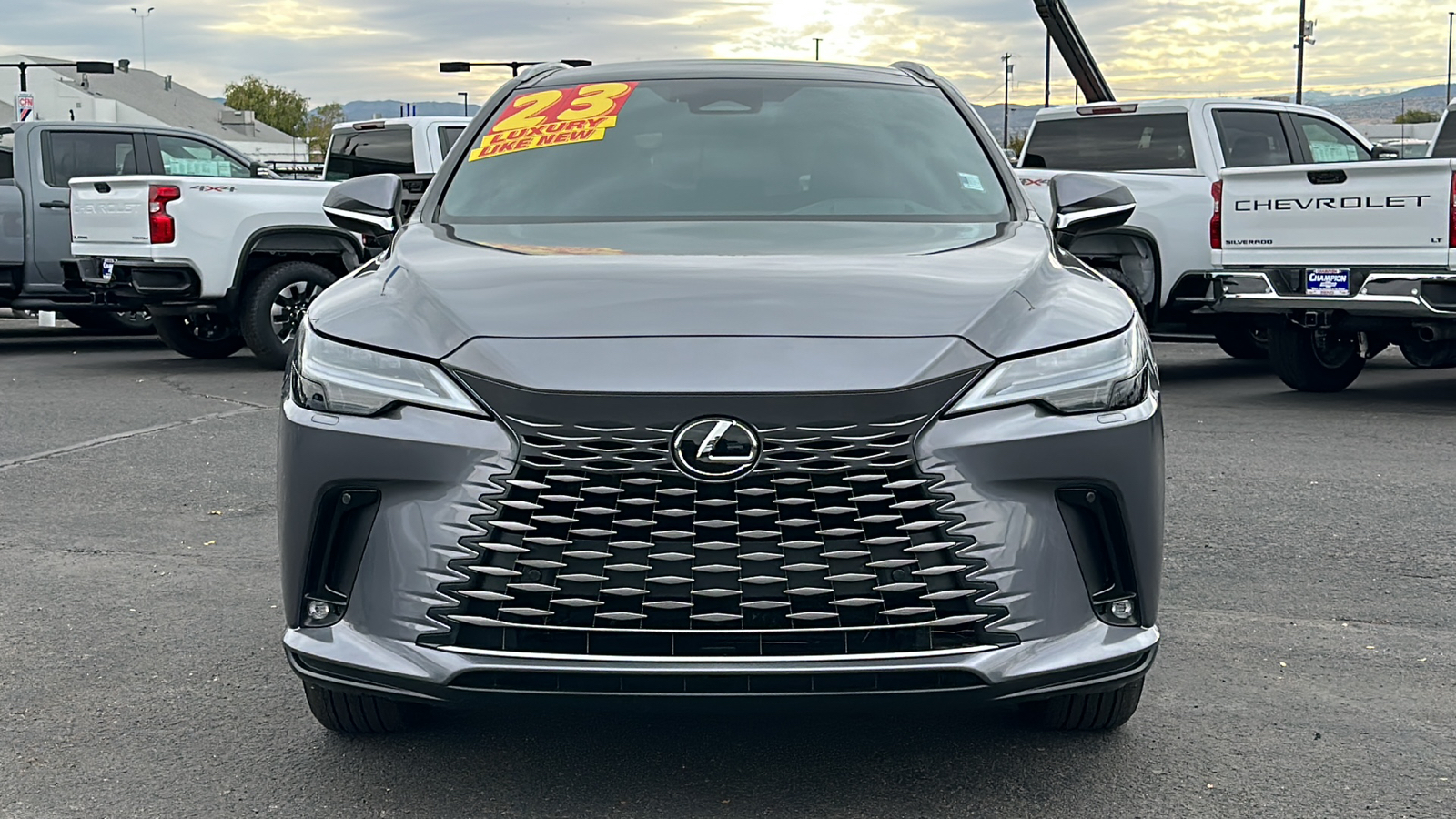 2023 Lexus RX  2