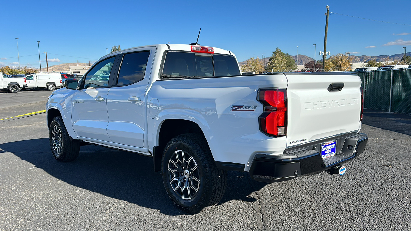 2024 Chevrolet Colorado 4WD Z71 7