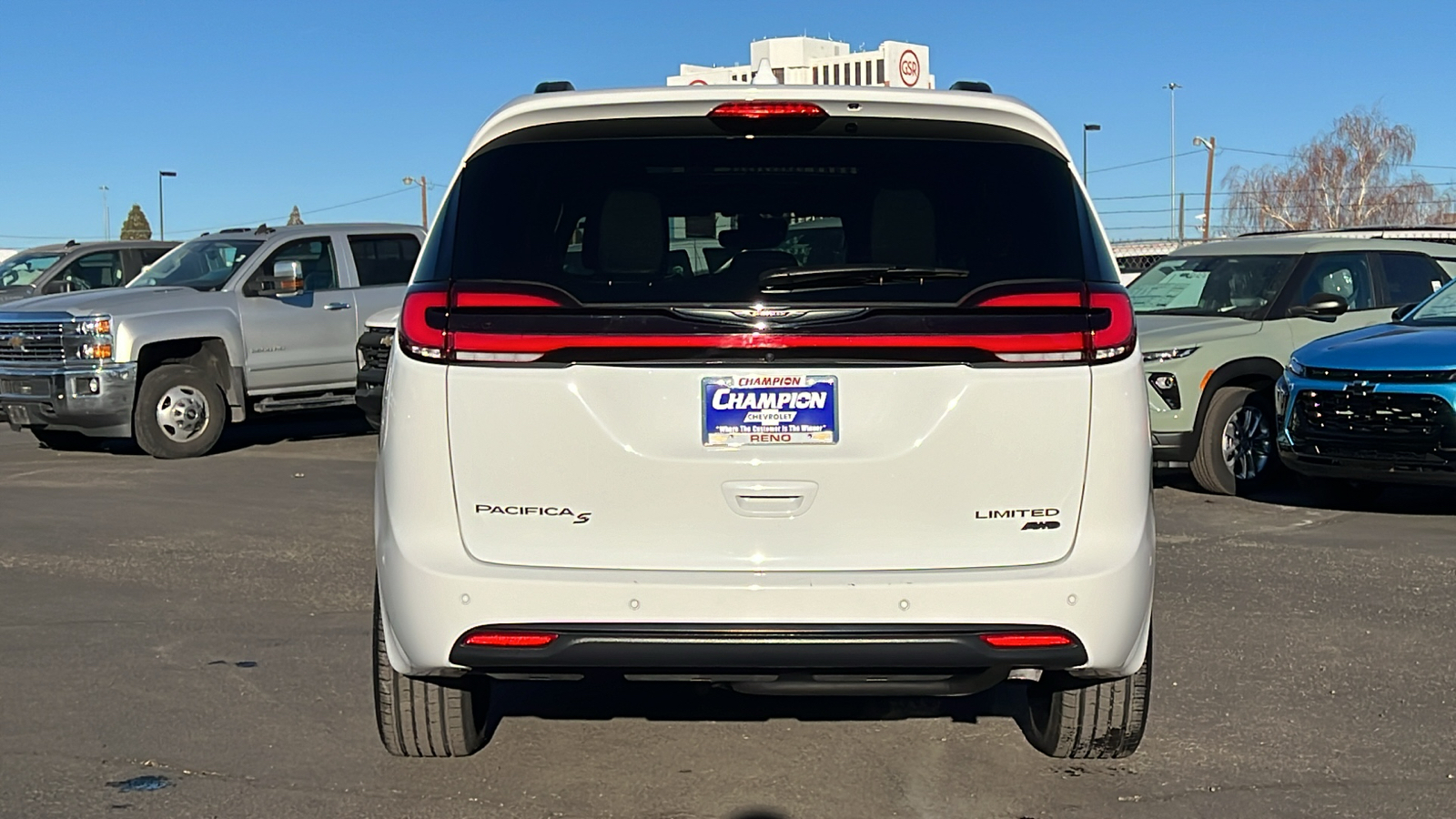 2022 Chrysler Pacifica Limited 6