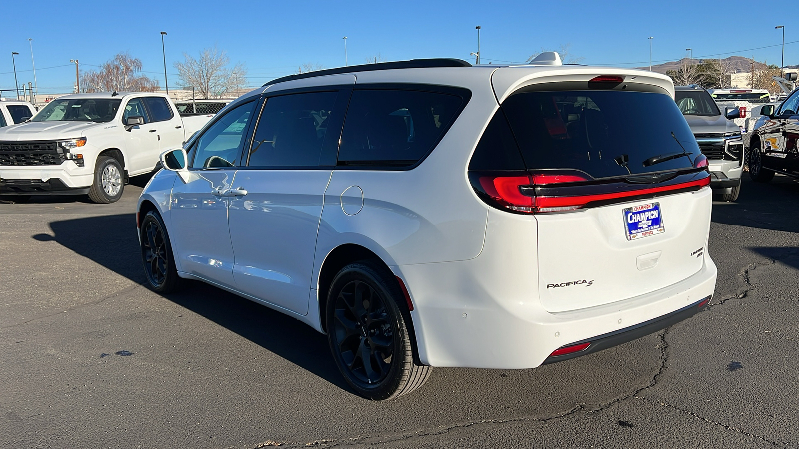 2022 Chrysler Pacifica Limited 7